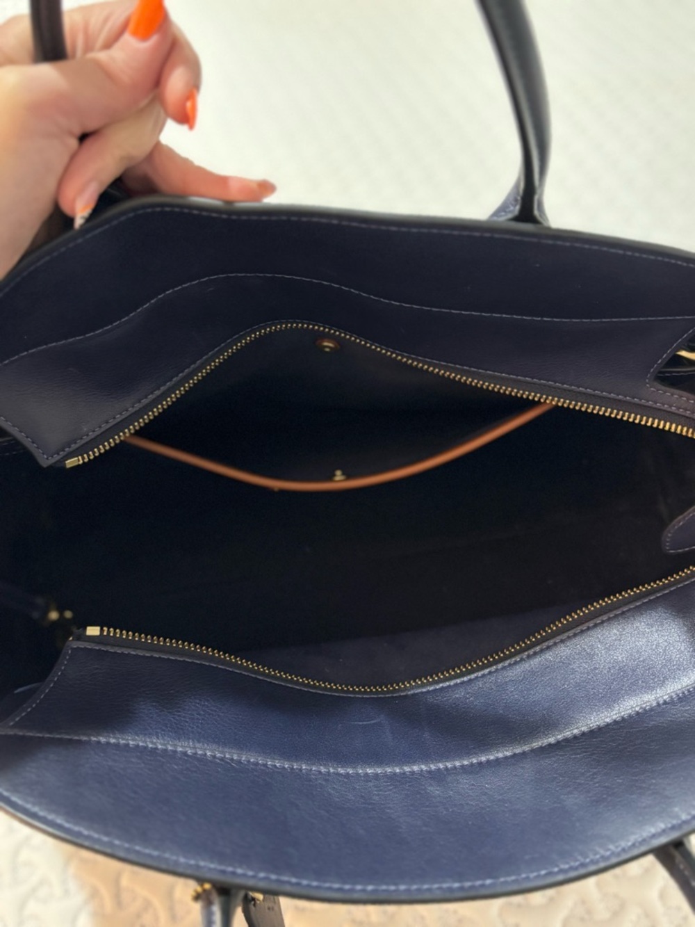 Coach Empire Carryall 40 - Picture 7 of 14